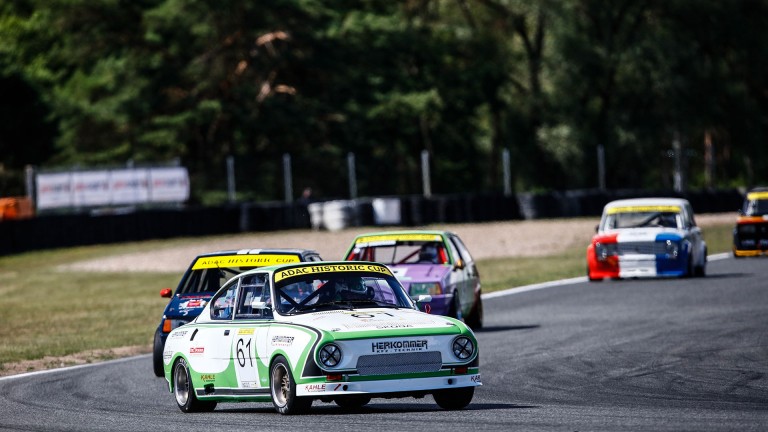 Na Tor Poznań wjeżdżają samochody z HAIGO ADAC Historic Cup Tourenwagen