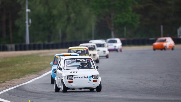 Maciej Wielgosz po wygranym wyścigu w DN-3 DIV0 5. rundy Maluch Trophy 2022 na Torze Poznań