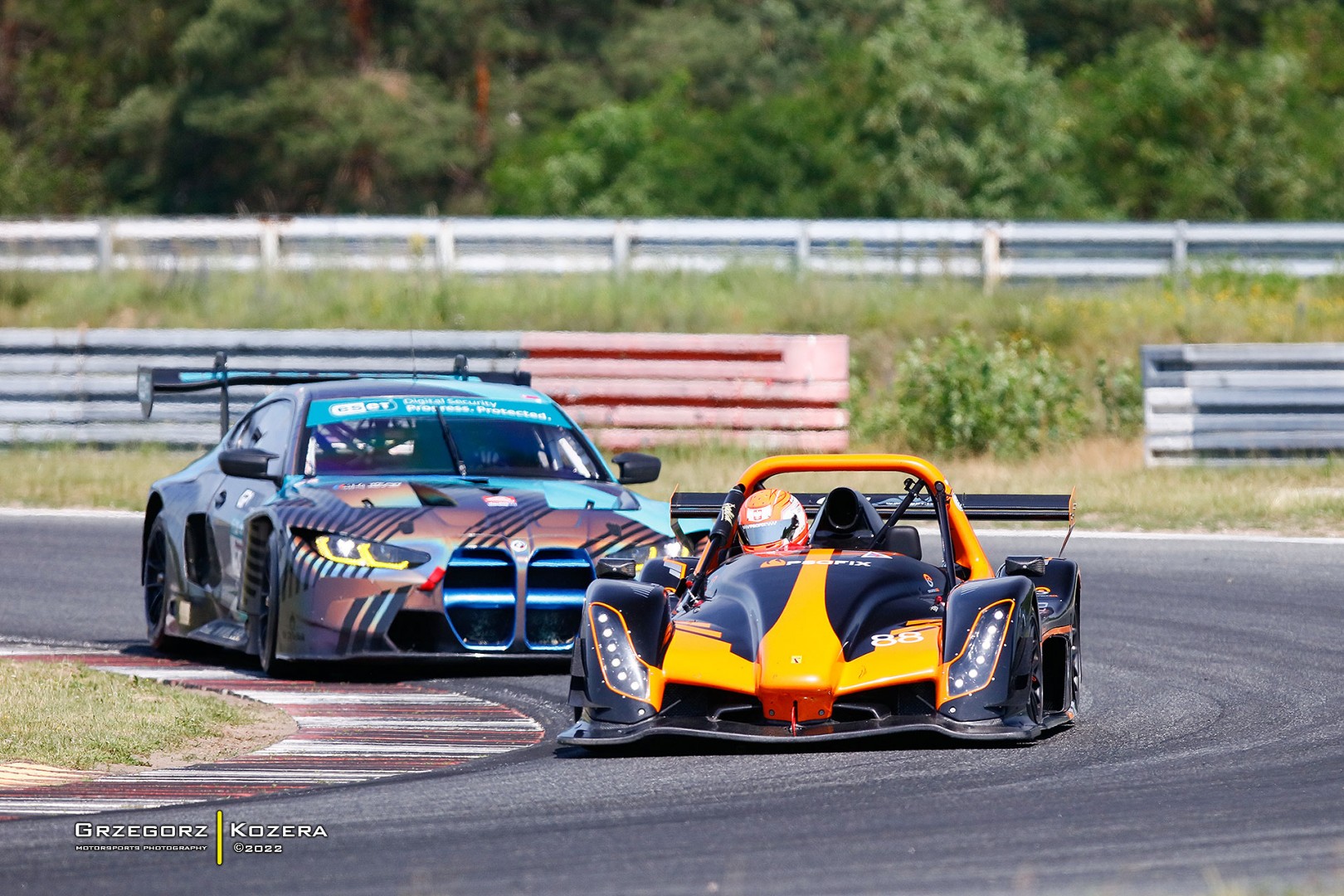 3. runda Wyścigowych Samochodowych Mistrzostw Polski 2022 - Fot. Grzegorz Kozera