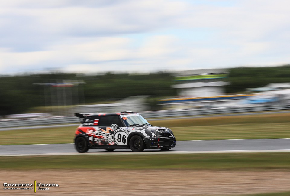 5. runda Wyścigowych Samochodowych Mistrzostw Polski 2022 - Fot. Grzegorz Kozera