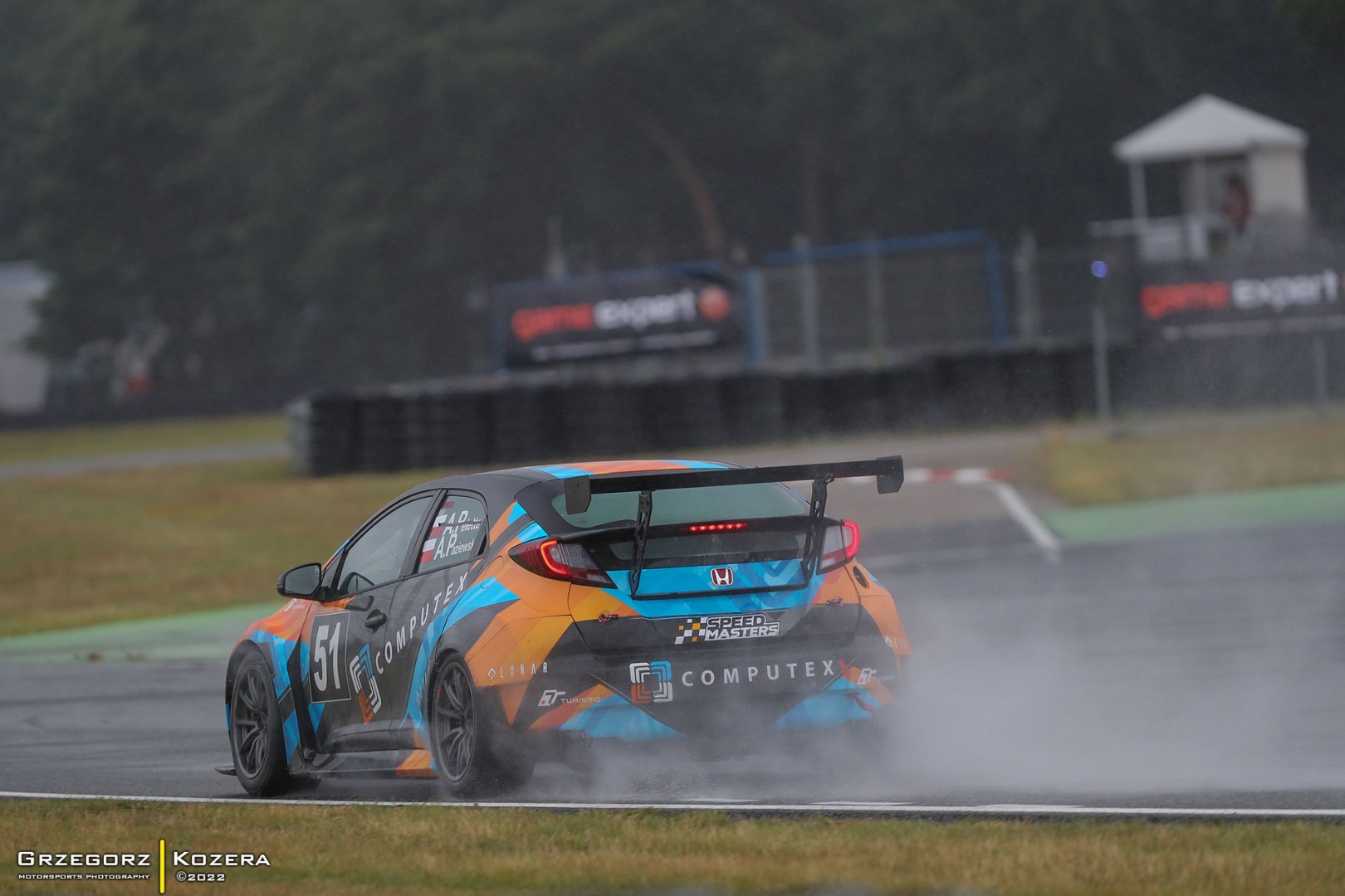 5. i 6. runda Wyścigowych Samochodowych Mistrzostw Polski 2022 - Fot. Grzegorz Kozera