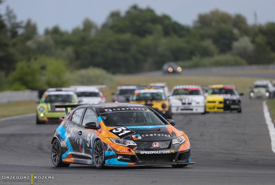 5. i 6. runda Wyścigowych Samochodowych Mistrzostw Polski 2022 - Fot. Grzegorz Kozera