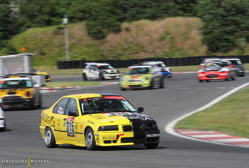 5. i 6. runda Wyścigowych Samochodowych Mistrzostw Polski 2022 - Fot. Grzegorz Kozera