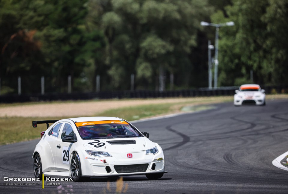 5. i 6. runda Wyścigowych Samochodowych Mistrzostw Polski 2023 / 3. runda Mistrzostw Polski Endurance - Fot. Grzegorz Kozera