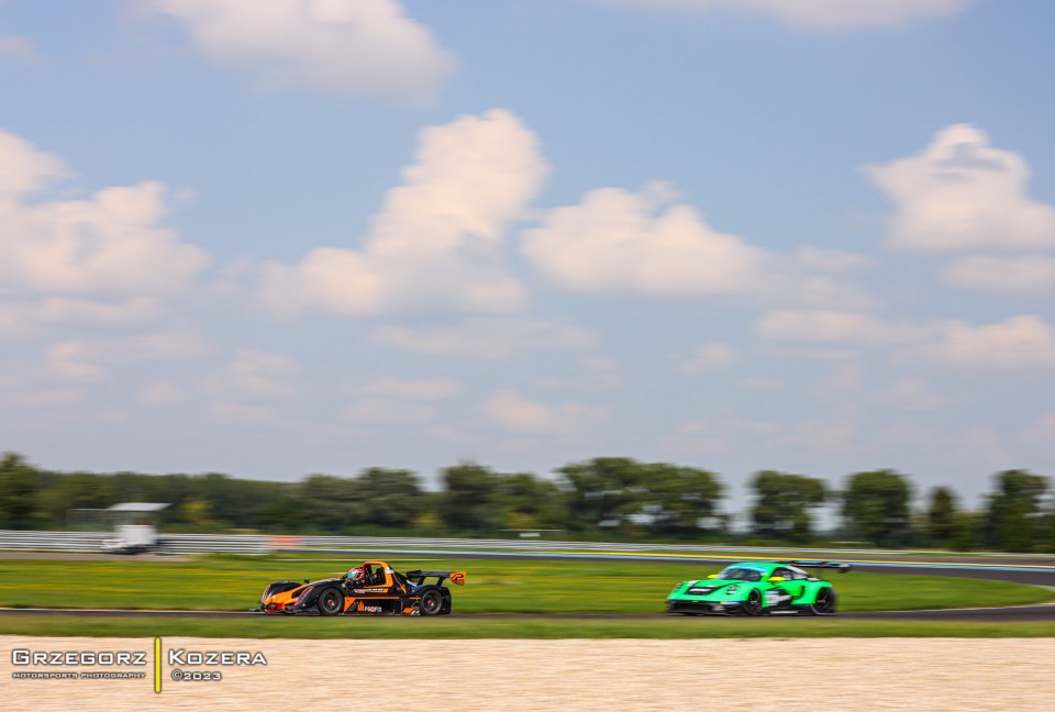 7. i 8. runda Wyścigowych Samochodowych Mistrzostw Polski 2023 - Fot. Grzegorz Kozera