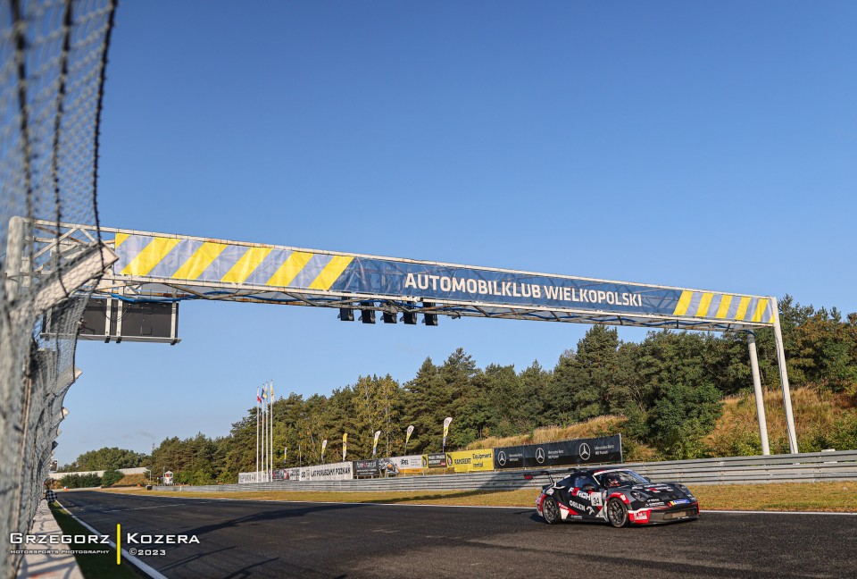 9. i 10. runda Wyścigowych Samochodowych Mistrzostw Polski 2023 - Fot. Grzegorz Kozera