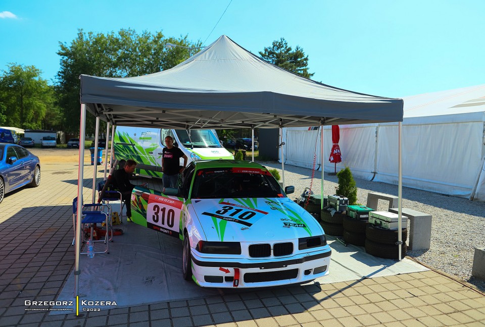 Trening przed 3. i 4. rundą Wyścigowych Samochodowych Mistrzostw Polski - Fot. Grzegorz Kozera